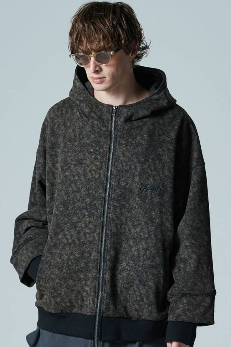glamb(グラム) GB0424/CS20 : Layered Creed Hoodie / レイヤードクリードフーディ - Black