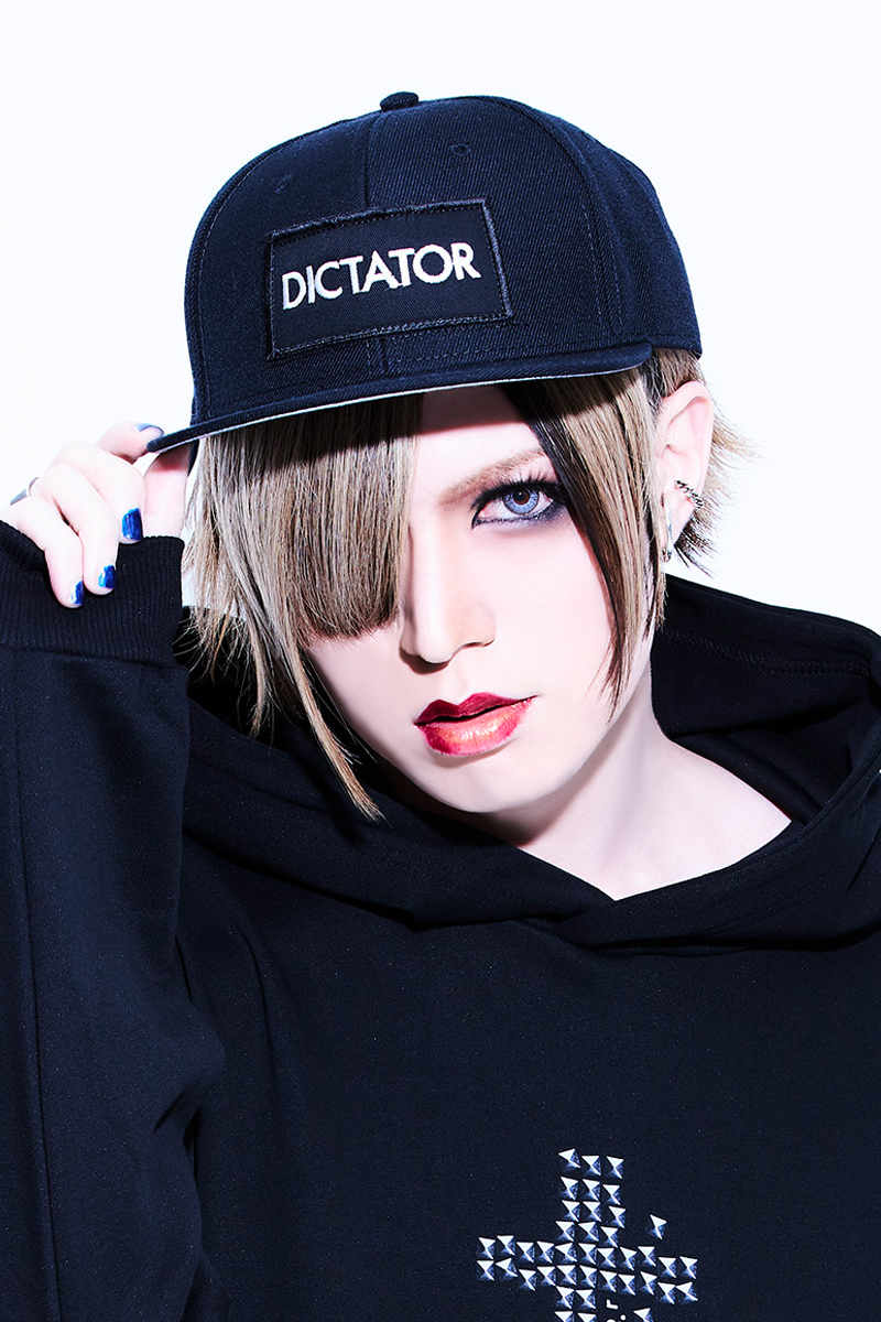 CIVARIZE×DIAURAコラボDICTATORキャップ