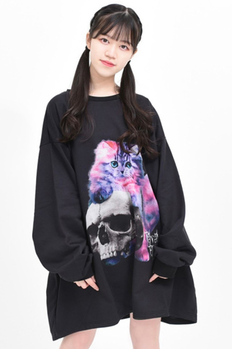 TRAVAS TOKYO【トラヴァストーキョー】Playful cat Super big Pullover Sweat Black