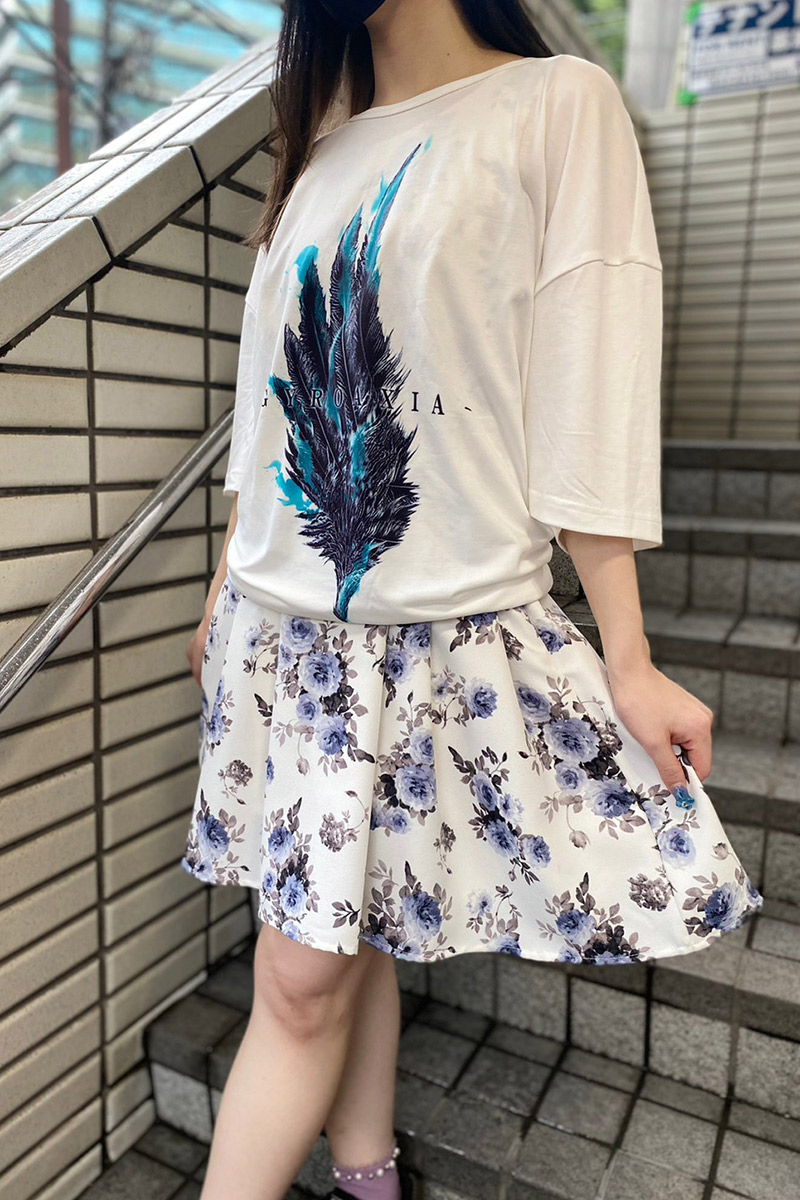 里塚 賢汰×CIVARIZE コラボ限定オーバーサイズTシャツ / ロック 里塚 賢汰×CIVARIZE コラボ限定オーバーサイズTシャツ / ロック