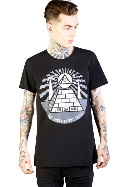 DISTURBIA CLOTHING Pyramid T-Shirt