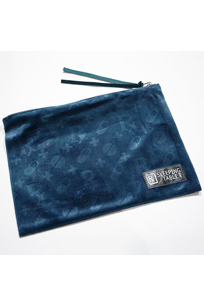 SLEEPING TABLET PATIENT [ VELOUR POUCH ] NAVY