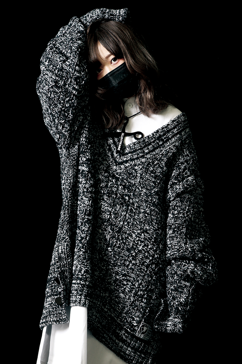 SILLENT FROM ME VEIN -Cable Knit Sweater- MIXED