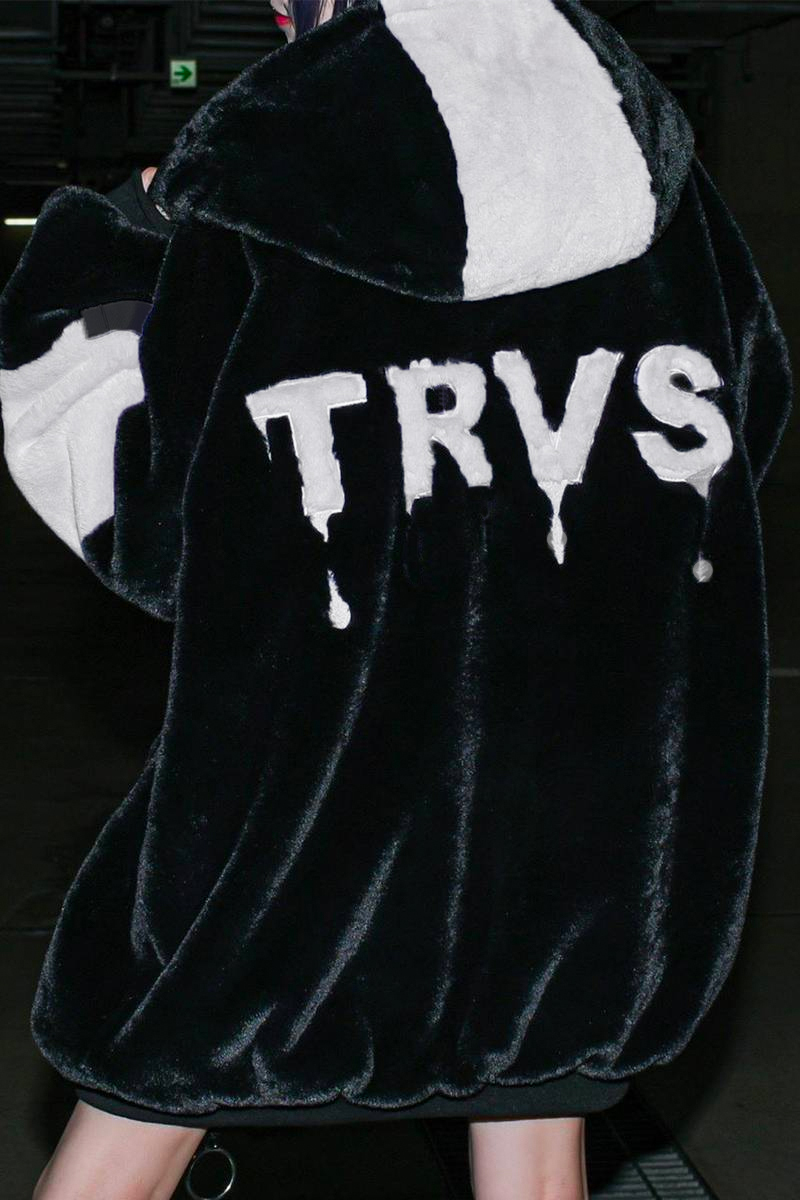 TRAVAS TOKYO【トラバストーキョー】 Drip Logo Faux Fur Hoodie-BLACK