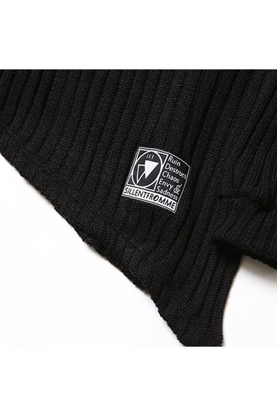 SILLENT FROM ME GHOST -Asymmetry Knit Sweater- WHITE