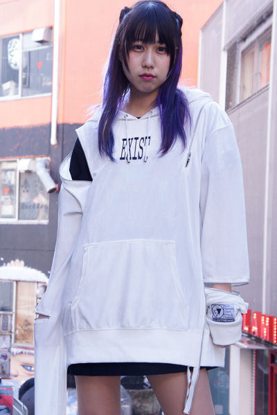 SILLENT FROM ME TEARING -Zip Veluor Parka- WHITE