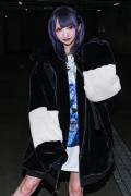 TRAVAS TOKYO【トラバストーキョー】 Drip Logo  High Neck　Faux Fur Hoodie-BLACK