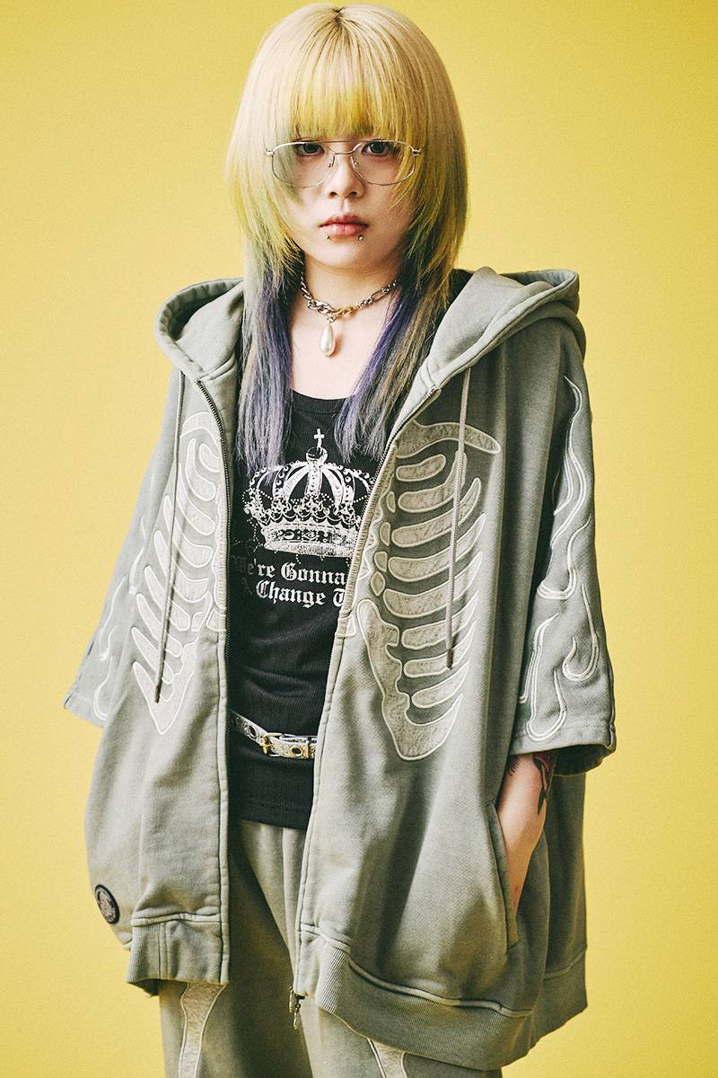 GALFY (ガルフィー) 骨が見えしドルマン - L.Gray