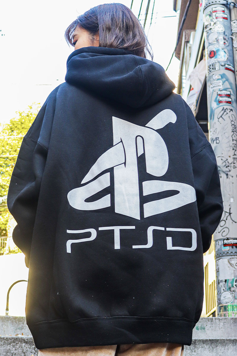 SLEEPING TABLET PTSD [ HOODED SWEAT ] BLACK