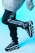 工藤晴香×激ロック×ゲキクロ×DI:VISIONコラボ 限定トラックパンツ “FEEL EASY TRACK PANTS”