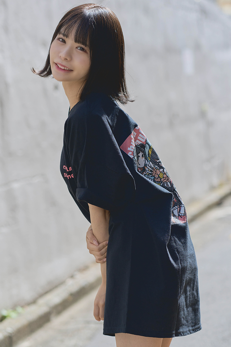 chuLa × scene tokyo コラボ・Tシャツ BLACK プリントRED