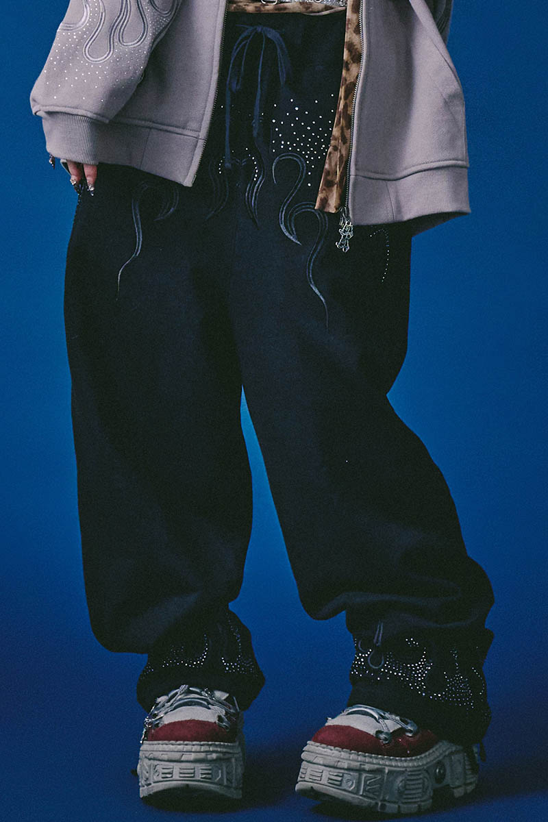 【予約商品】GALFY (ガルフィー) ファイヤーピカピカスウェットPT - Black