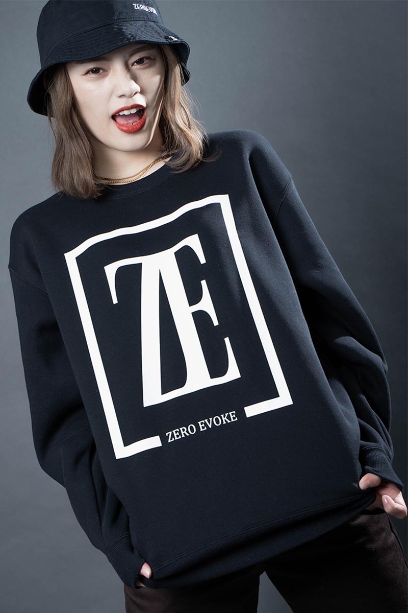 【予約商品】ZERO EVOKE Logo First SWEAT BLACK×WHITE