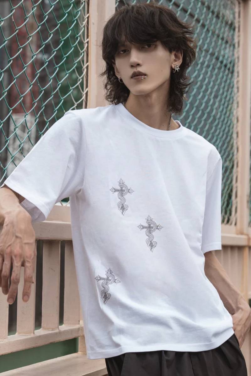 gibous (ギボス) random snake cross t shirt - White