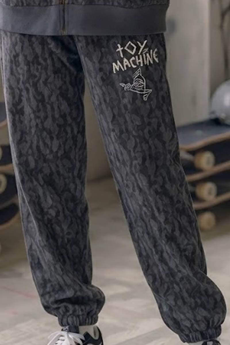 TOY MACHINE (トイ・マシーン) TM CAMO EMBORIDERED SWEAT PANTS - Olive