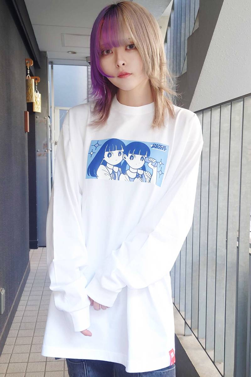 over print (オーバープリント) blue LS Tee white