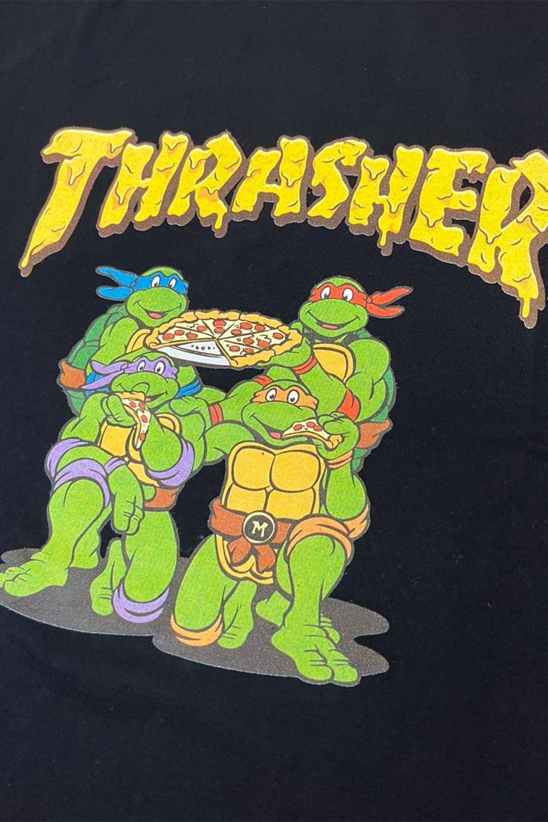 THRASHER (スラッシャー)×TURTLES T-shirt BLACK / ロック THRASHER (スラッシャー)×TURTLES T-shirt BLACK / ロック