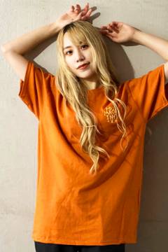 TOY MACHINE TMS20ST2 LOGO GRADATION EMBRO SS TEE ORANGE