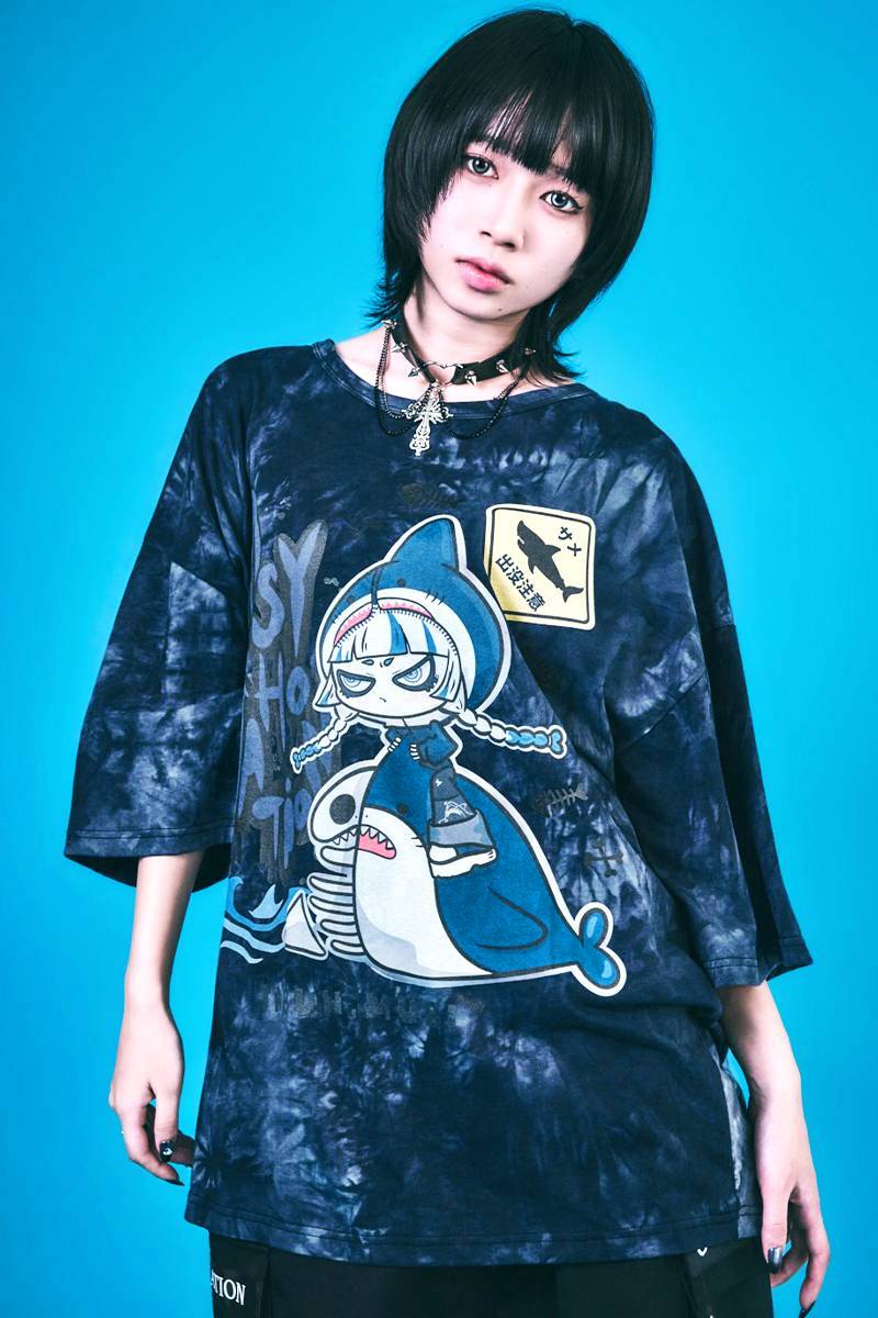 PSYCHO NATION(サイコ・ネーション) 鮫島サメ子TEE - Blueタイダイ