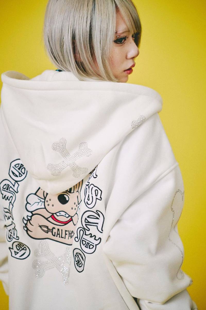 GALFY(ガルフィー) ピカピカ骨骨パーカー - White