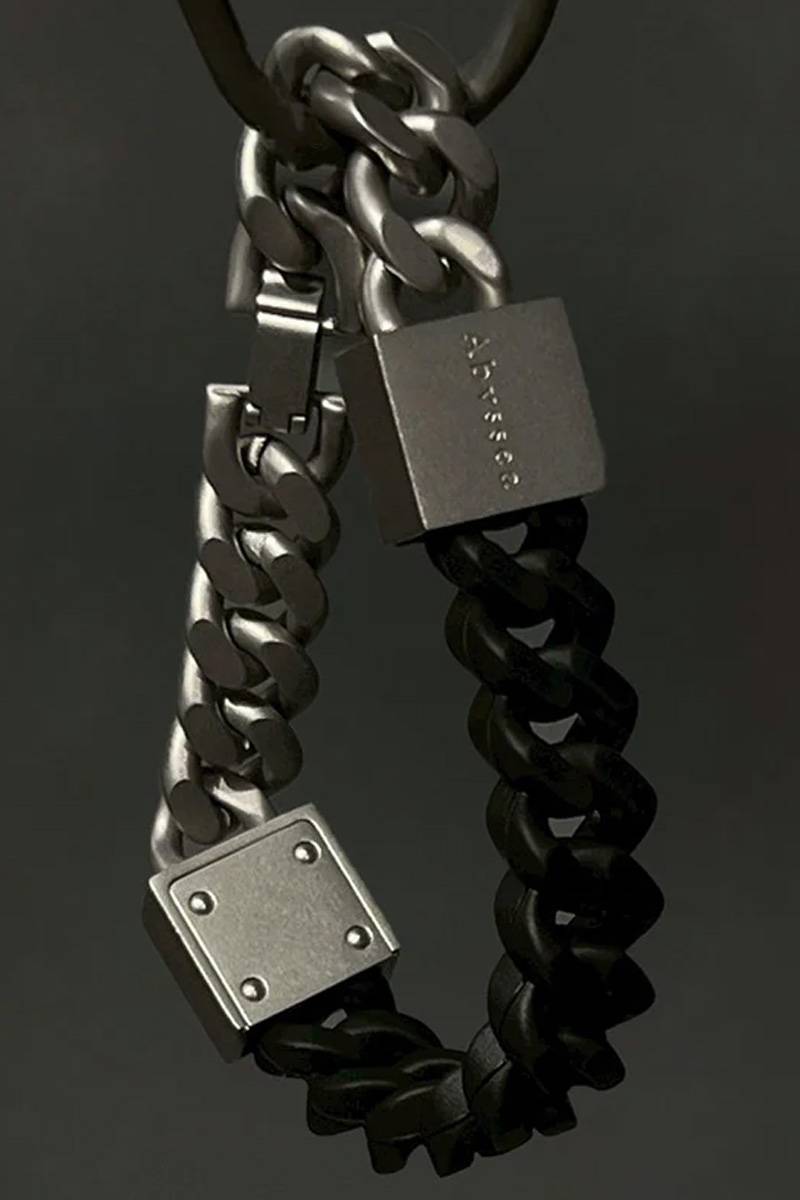 Abyssea(アビセア) Rubber × Stainless chain bracelet - Black × Matt Silver