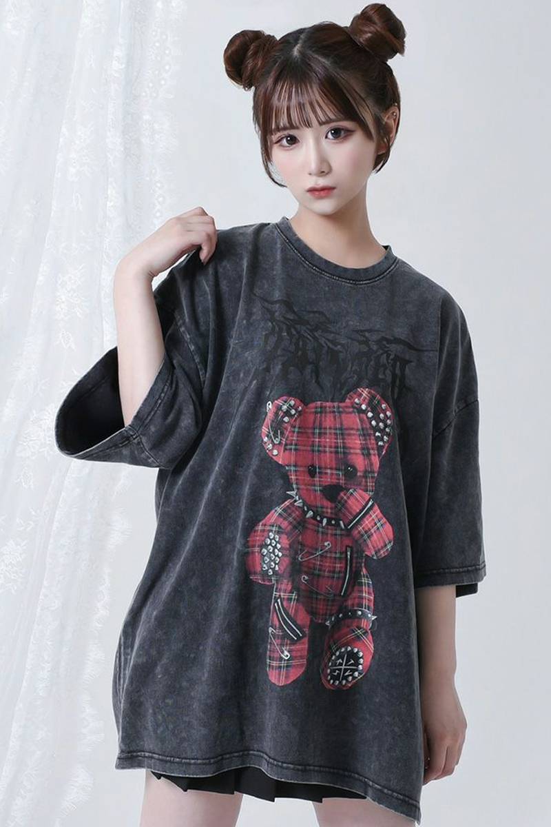 TRAVAS TOKYO (トラバス トーキョー) 'REVENGE PUNKS' bear pigment BIG Tee/ピグメント加工くまTシャツ RED / ロックファッション / バンドTシャツ のGEKIROCK CLOTHING TRAVAS TOKYO (トラバス トーキョー) 'REVENGE PUNKS' bear pigment BIG Tee/ピグメント加工くまTシャツ RED / ロックファッション / バンドTシャツ のGEKIROCK CLOTHING