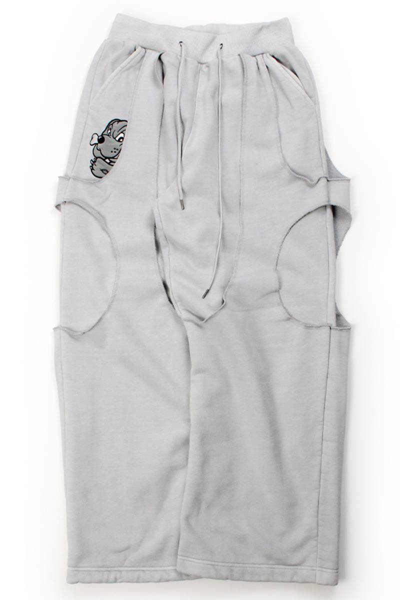 【予約商品】GALFY (ガルフィー) 穴の向こうにわんちゃん スウェット2 - White Grey