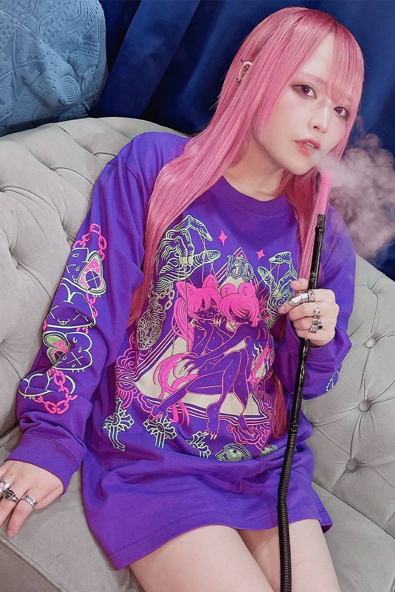 豚箱ゑる子×東京13零式(トウキョウイチサンゼロシキ) L/S T 豚箱ゑる子×東京13零式(トウキョウイチサンゼロシキ) L/S T