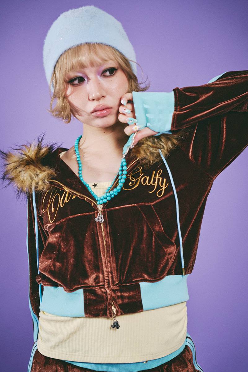 GALFY（ガルフィー）キラキラQUEEN パーカー - BROWN