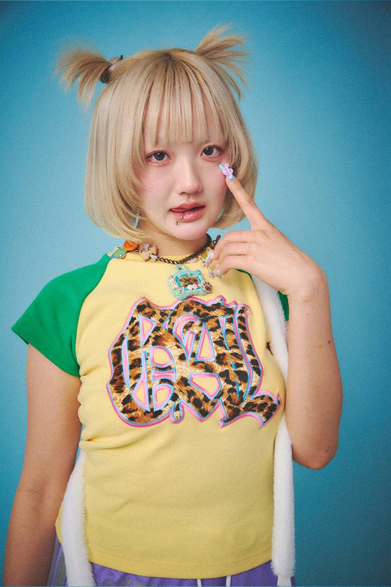 GALFY (ガルフィー) GALチビTee - Green/Yellow