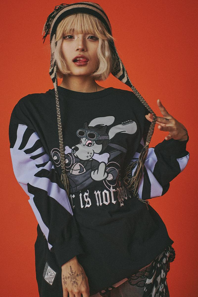 GALFY (ガルフィー) 反戦ロンTee - Black