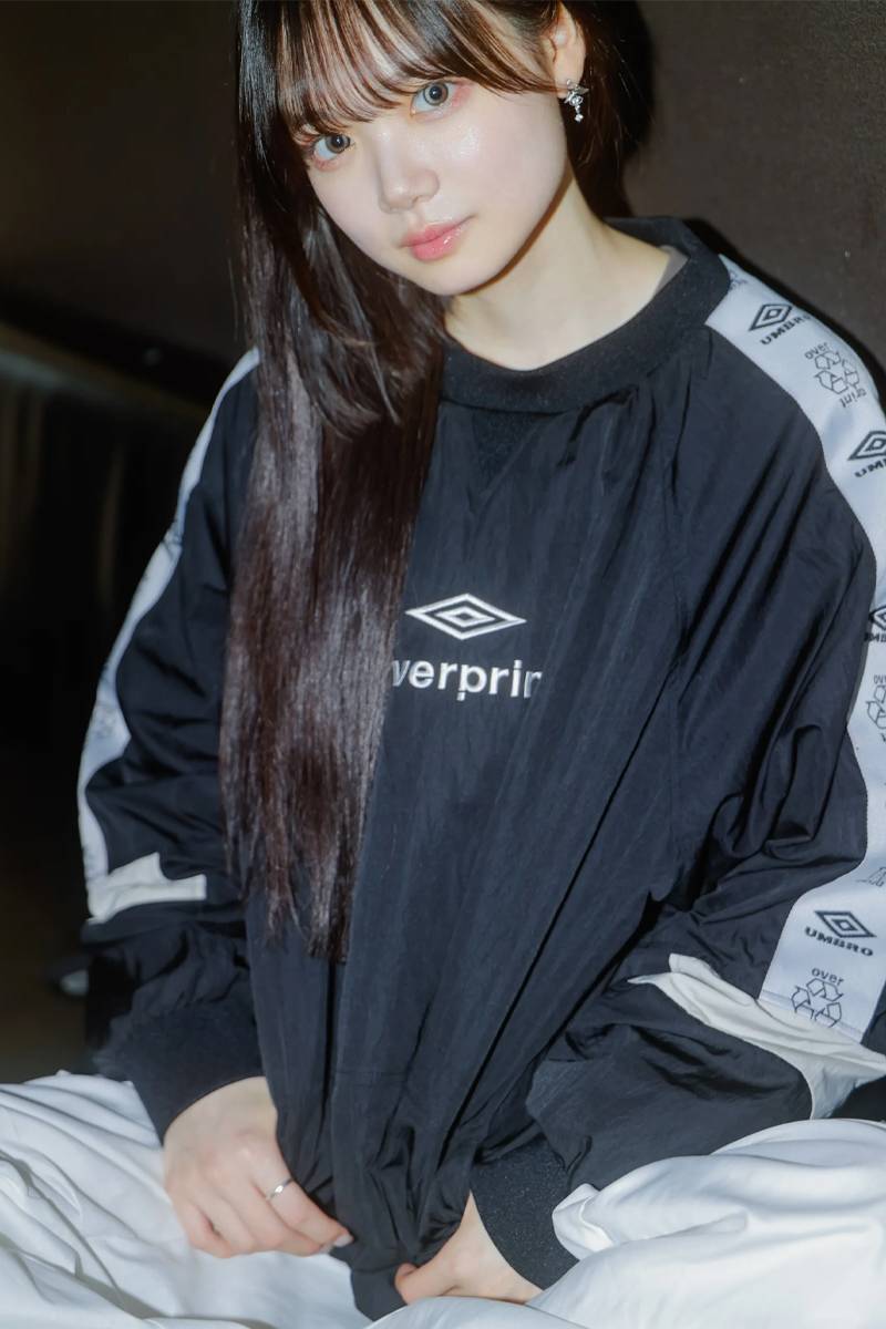 UMBRO×over print (オーバープリント) Drill top - Black