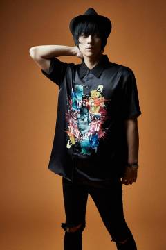 Zephyren(ゼファレン) PHOTO PRINT SHIRT S/S BLACK / PAISLEY