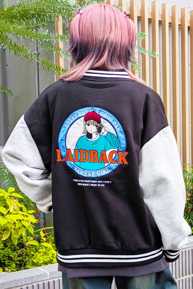 Red Cap Girl(レッド・キャップ・ガール) 裏起毛サテン刺繍カットスタジャン - Black