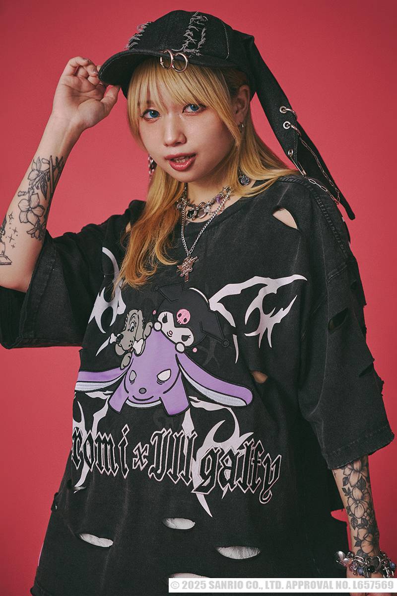 クロミ×GALFY(ガルフィー) イルガルフィーボロボロ半袖TEE - Ink.Black