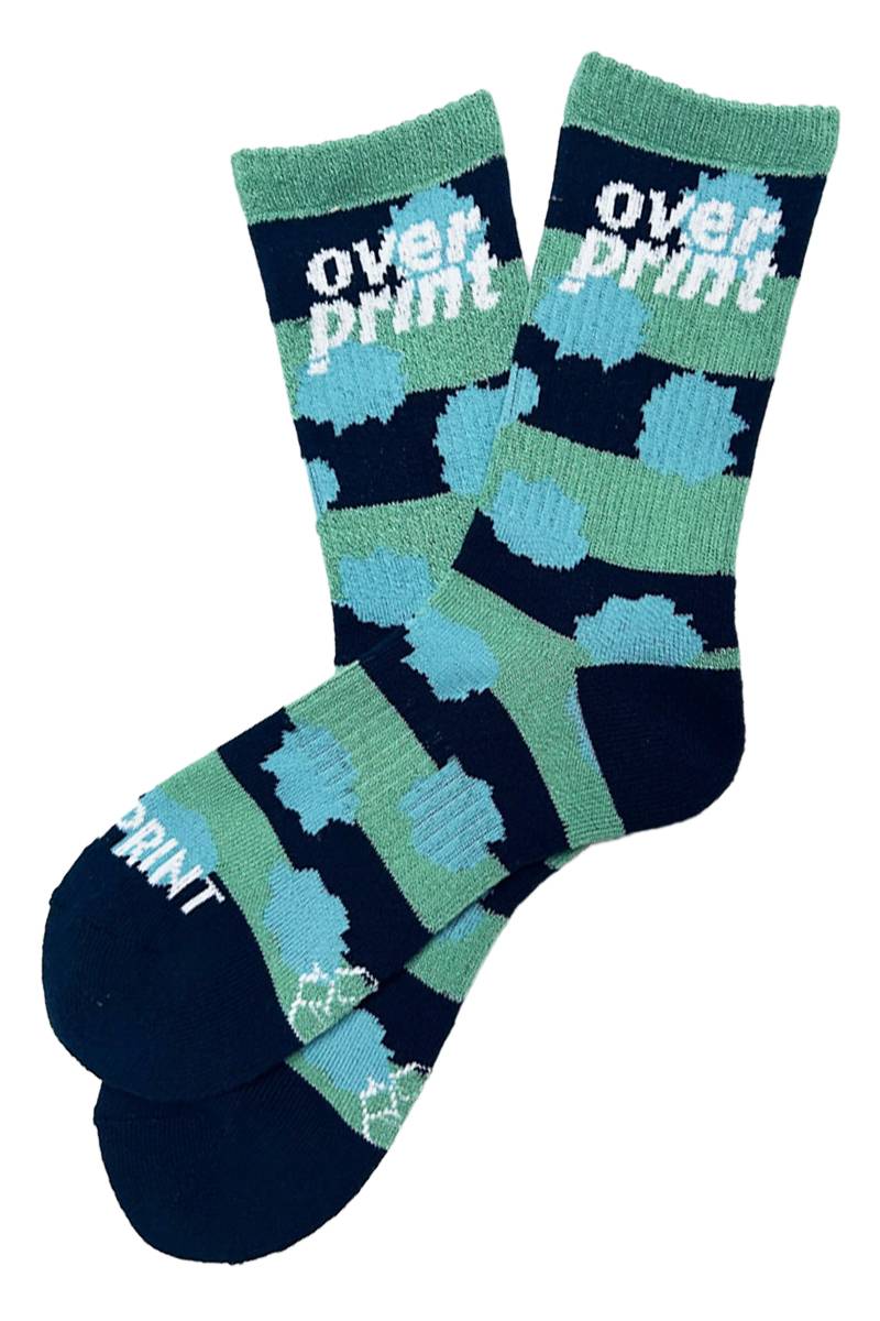 over print (オーバープリント) boader socks - Green