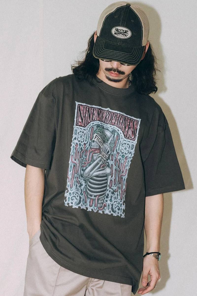 NineMicrophones (ナインマイクロフォンズ) Rebel Warrior TEE - Black