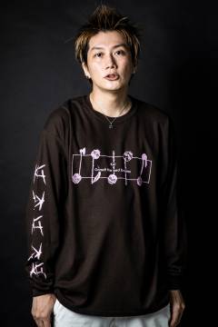 GoneR × 大内慶 Collaboration L/S T-Shirts Dark chocolate