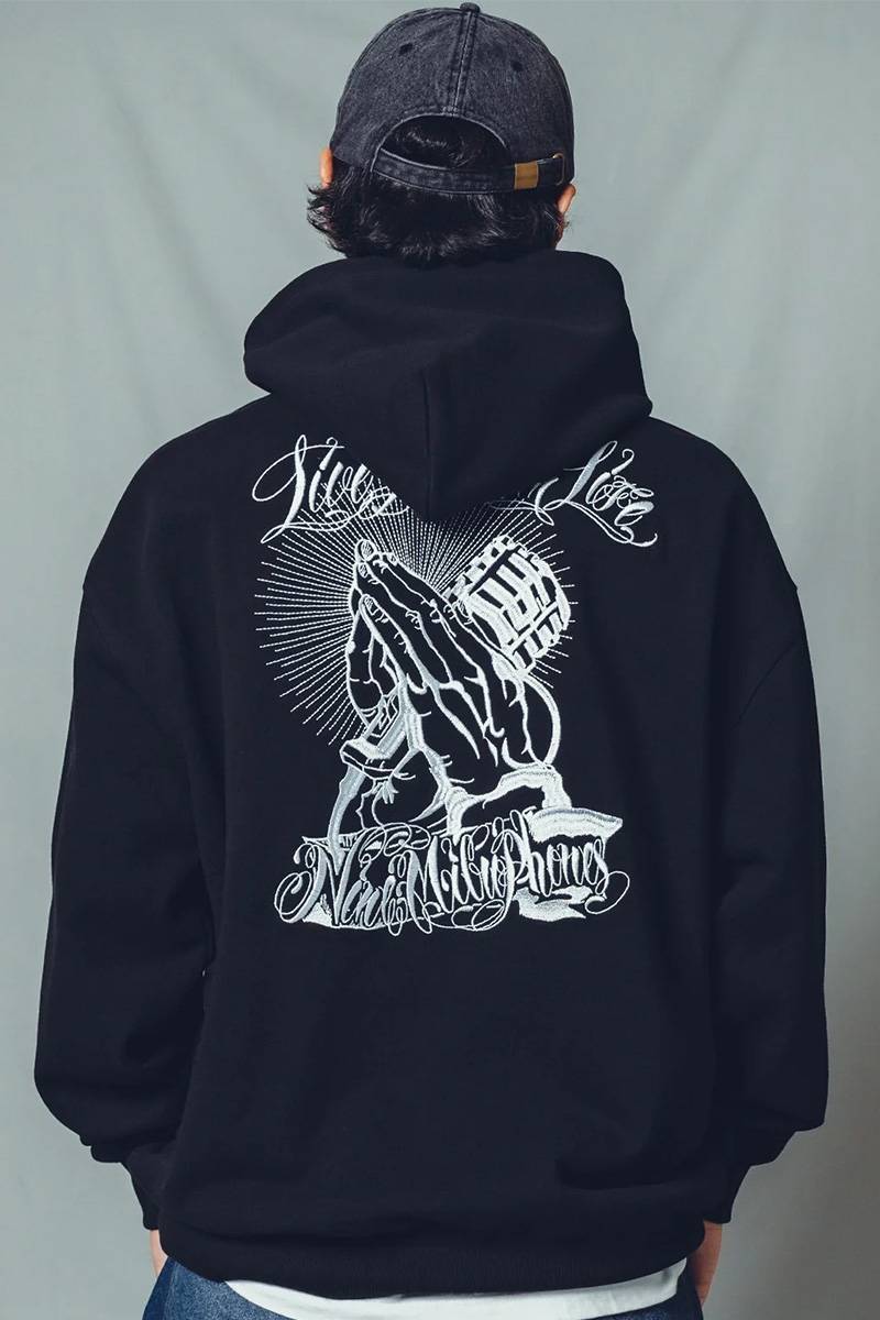 NineMicrophones (ナインマイクロフォンズ) Pray with the NineMicrophones (ナインマイクロフォンズ) Pray with the