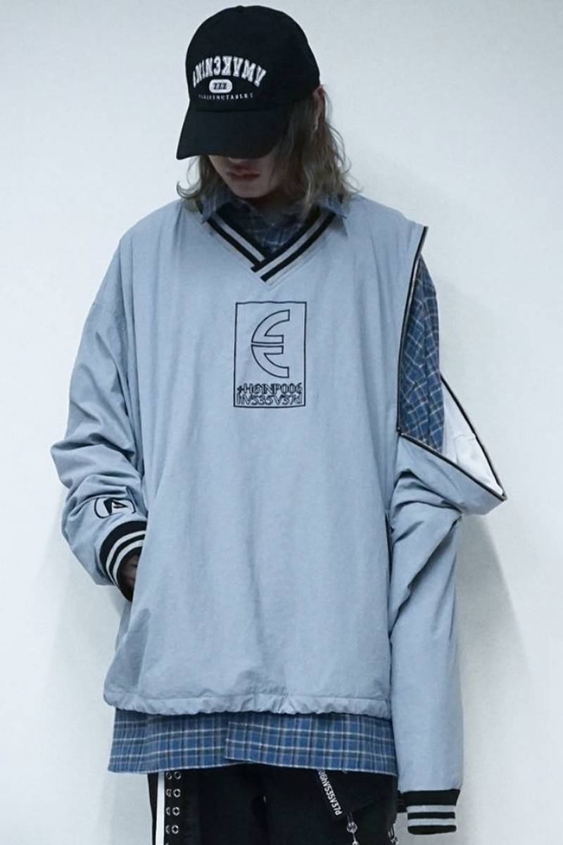 SLEEPING TABLET (スリーピングタブレット) FLAG [ SPLIT NYLON PULLOVER ] - Light Gray