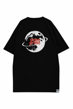 over print (オーバープリント) planet Tee (black)