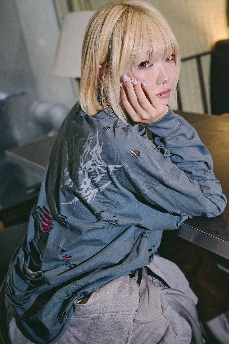 GALFY（ガルフィー）大ダメージロンTEE - B.GRAY