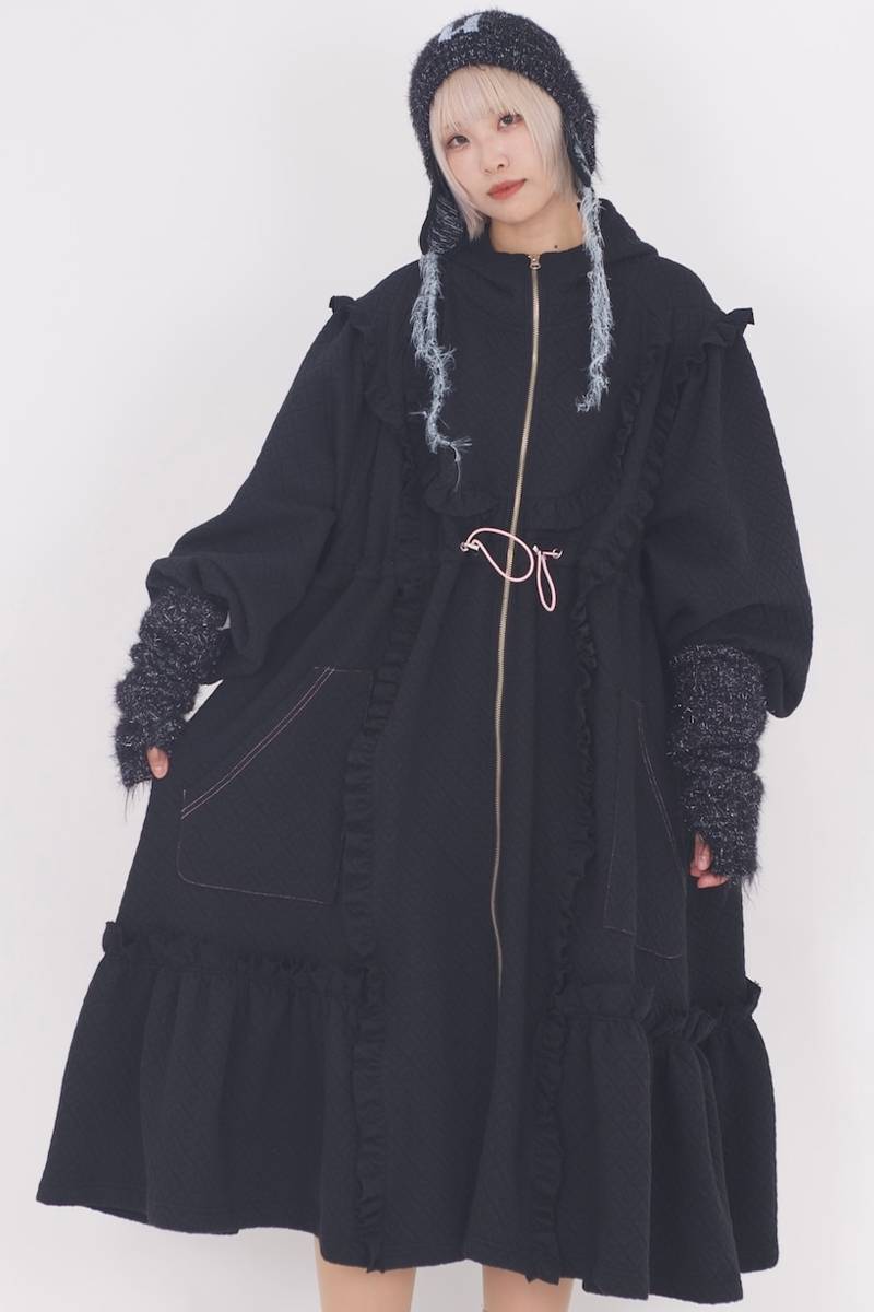 neüron(にゅうろん) キルティングハートワンピース - Black