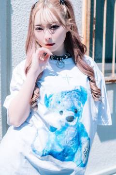 TRAVAS TOKYOより独特の色彩感覚と繊細なタッチで人気の TRAVAS TOKYOより独特の色彩感覚と繊細なタッチで人気の