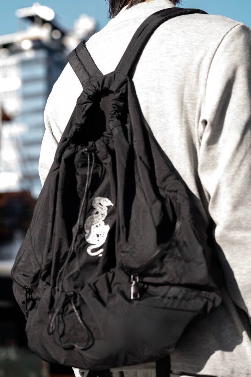 gibous (ギボス) snake scorpion ease Backpack