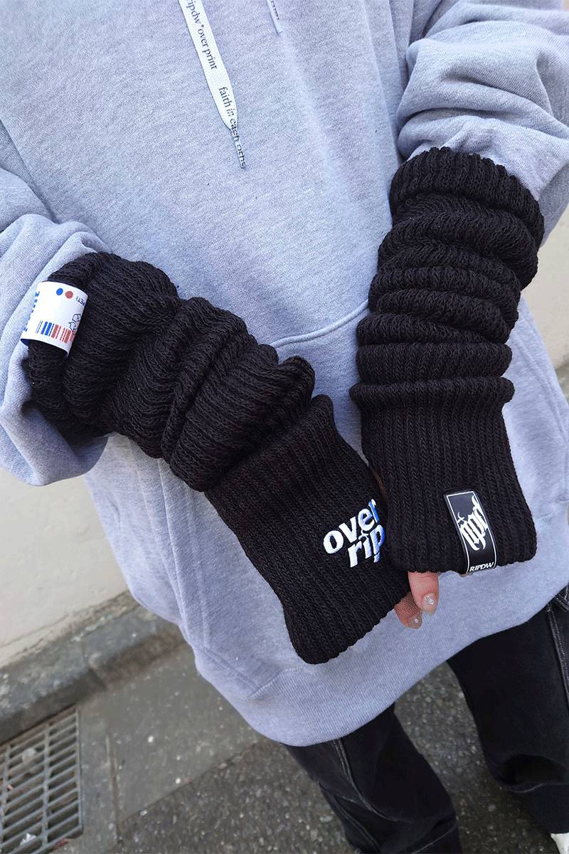 over print(オーバープリント)×RIPDW  Arm cover(black)