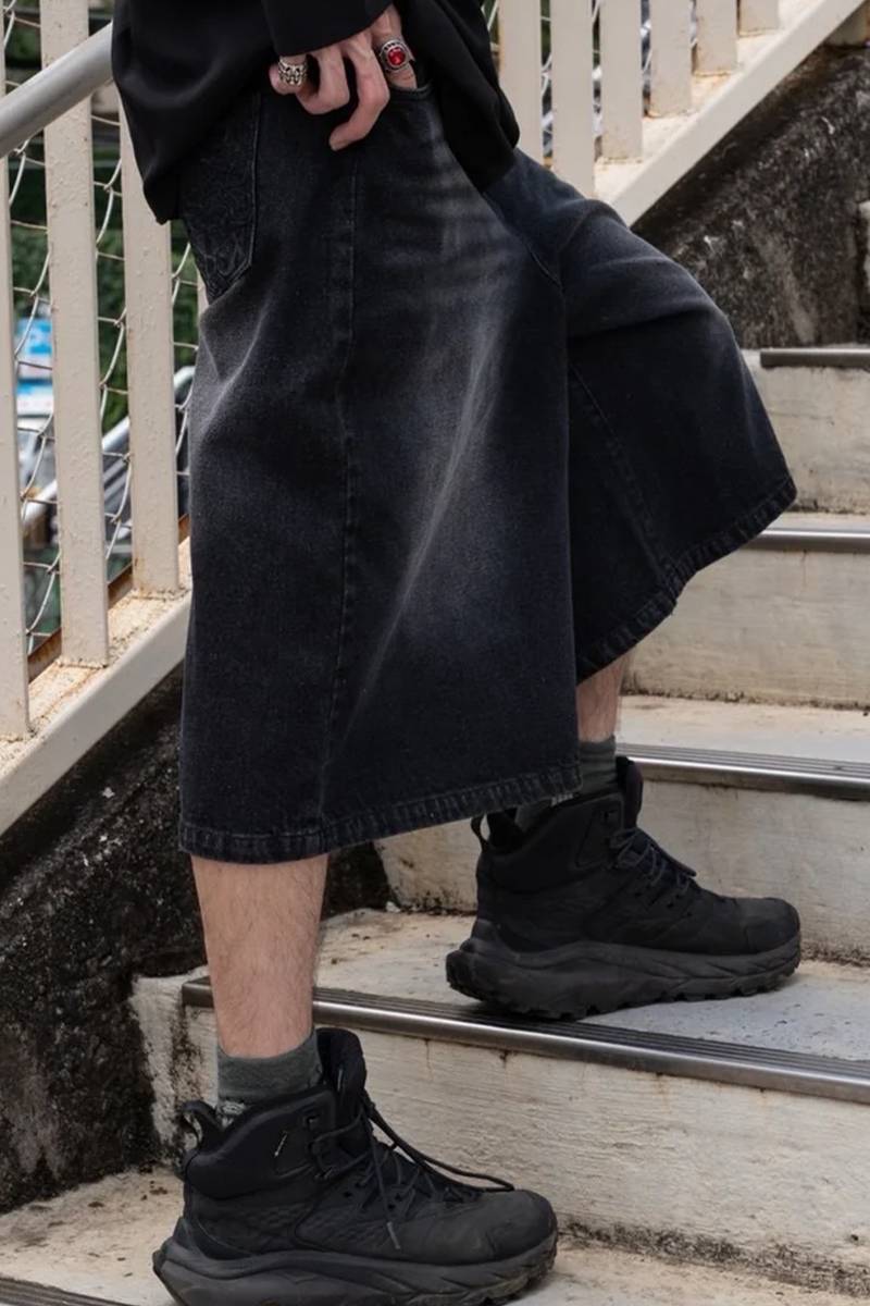 gibous (ギボス) snake scorpion half denim pants