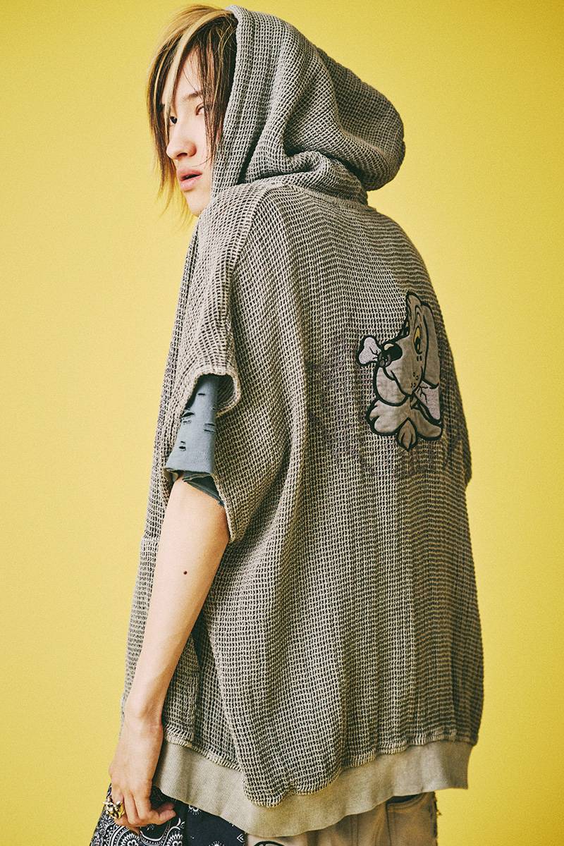 【予約商品】GALFY (ガルフィー) 病みに透けしポンチョ - Ash