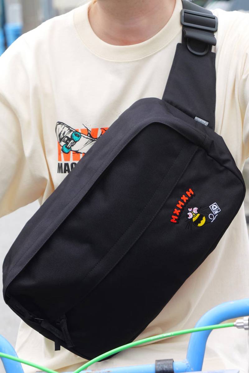 MAGICAL MOSH MISFITS(マジカル・モッシュ・ミスフィッツ) MxMxM HACHI LTR BAG