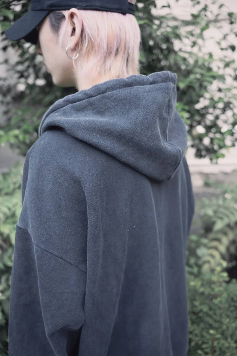 大特価放出！ gibous (ギボス) powder cross snake parker - Dark Gray トップス